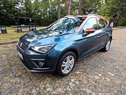Grau Gebraucht 2018 Seat Arona XCELLENCE SUV | 12.500 € (Fairer Preis)