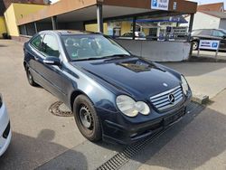 Schwarz Gebraucht 2003 Mercedes C200 Coupé | 749 € (Fairer Preis)