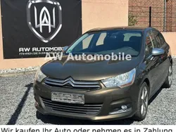 Braun Gebraucht 2013 Citroën C4 SELECTION Limousine | 4.800 € (Guter Preis)