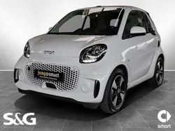 Bodypanels in white Gebraucht 2020 Smart ForTwo Electric Drive Passion Cabrio | 11.890 € (Fairer Preis)