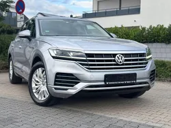 Silber Gebraucht 2020 VW Touareg SUV | 23.470 € (Etwas zu teuer)