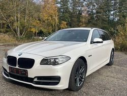 Weiß Gebraucht 2015 BMW 520 Comfort Edition Kombi | 14.790 € (Fairer Preis)