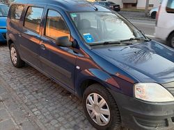 Blau Gebraucht 2009 Dacia Logan Kombi | 2.599 € (Fairer Preis)