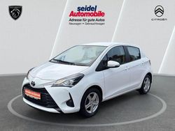 Weiß Gebraucht 2019 Toyota Yaris Comfort Limousine | 11.995 € (Fairer Preis)