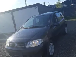 Schwarz Gebraucht 2006 Fiat Punto Kleinwagen | 1.850 € (Fairer Preis)