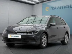 Grau Gebraucht 2024 VW Golf VIII Kombi | 27.549 € (Guter Preis)