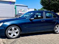 Braun Gebraucht 2003 Mercedes C200 Limousine | 1.500 € (Fairer Preis)