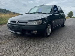 Grün Gebraucht 1999 Peugeot 306 S Kleinwagen | 3.500 €