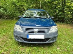 Blau Gebraucht 2009 Dacia Logan MCV Kombi | 2.200 € (Guter Preis)
