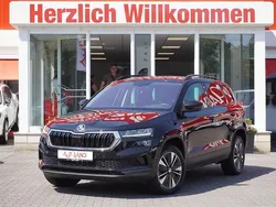 Schwarz Gebraucht 2022 Skoda Karoq Tour SUV | 27.950 € (Fairer Preis)
