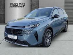 Blau Neu 2025 Peugeot 5008 Allure Van / Kleinbus | 40.560 € (Etwas zu teuer)