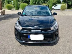 Schwarz Gebraucht 2017 Kia Rio DREAM-TEAM Edition Limousine | 7.700 € (Guter Preis)