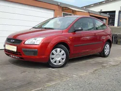 Rot Gebraucht 2006 Ford Focus Fun X Kleinwagen | 1.999 € (Fairer Preis)