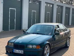 Grün Gebraucht 1996 BMW 328 Performance Limousine | 4.950 €
