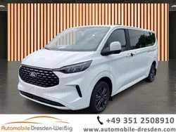 Frozen white Neu 2025 Ford Tourneo Custom Titanium Van / Kleinbus | 54.980 € (Fairer Preis)