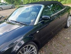 Schwarz Gebraucht 2002 Audi A4 Cabrio | 3.550 € (Fairer Preis)