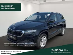 Schwarzmagic perleffekt Gebraucht 2024 Skoda Karoq Comfort SUV | 33.470 € (Fairer Preis)