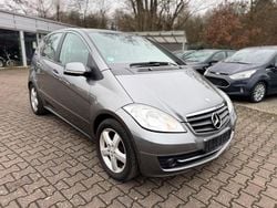 Grau Gebraucht 2009 Mercedes A150 Kleinwagen | 4.899 € (Fairer Preis)