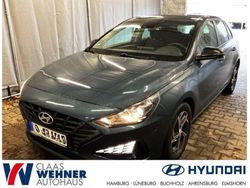 Blau Gebraucht 2021 Hyundai i30 Edition 30 Limousine | 15.900 € (Guter Preis)