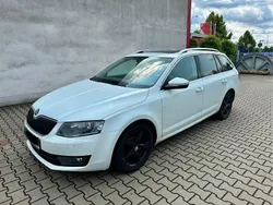 Weiß Gebraucht 2015 Skoda Octavia Kombi | 7.400 € (Guter Preis)