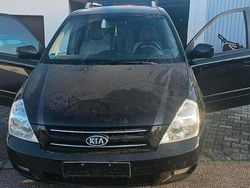 Schwarz Gebraucht 2009 Kia Carnival Van / Kleinbus | 1.200 € (Guter Preis)
