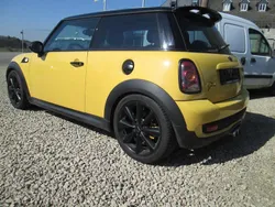 Gelb Gebraucht 2007 Mini Cooper S Coupé Coupé | 3.750 €