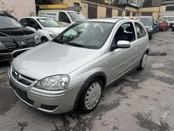 Starsilber/silver iii Gebraucht 2005 Opel Corsa Edition Kleinwagen | 2.799 € (Etwas zu teuer)