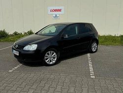 Schwarz Gebraucht 2004 VW Golf V Limousine | 3.300 € (Etwas zu teuer)