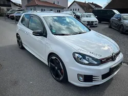 Weiß Gebraucht 2012 VW Golf VI Edition Limousine | 10.490 € (Etwas zu teuer)