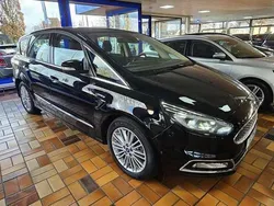 Irdiumschwarz Gebraucht 2019 Ford S-MAX Vignale Van / Kleinbus | 24.950 € (Fairer Preis)