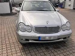 Silber Gebraucht 2003 Mercedes C200 Limousine | 4.200 €