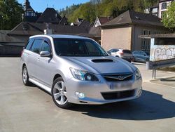 Silber Gebraucht 2010 Subaru Exiga GT Van / Kleinbus | 9.990 €