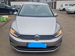 Grau Gebraucht 2015 VW Golf Sportsvan LOUNGE Van / Kleinbus | 9.500 € (Fairer Preis)