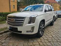 Weiß Gebraucht 2017 Cadillac Escalade SUV | 54.999 € (Guter Preis)