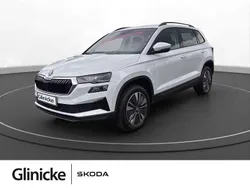 Weiß Gebraucht 2025 Skoda Karoq Tour SUV | 35.996 € (Fairer Preis)