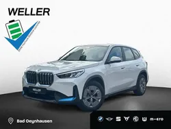 Alpinweiss (weiß) Gebraucht 2023 BMW iX1 Comfort Edition SUV | 34.990 € (Superpreis)