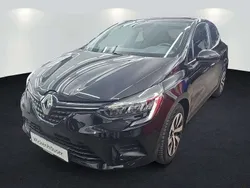 Sternenschwarz (metallic) Gebraucht 2023 Renault Clio V Equilibre Limousine | 14.490 € (Guter Preis)