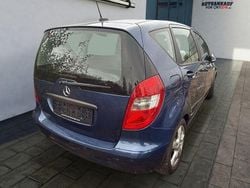 Farbe: sonstige Gebraucht 2012 Mercedes A160 Limousine | 4.480 € (Superpreis)