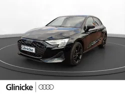 Schwarz Gebraucht 2025 Audi A3 Sportback Advanced Plus Limousine | 32.320 € (Guter Preis)