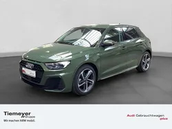 Distriktgrün metallic Gebraucht 2025 Audi A1 S-Line Kleinwagen | 26.990 € (Fairer Preis)