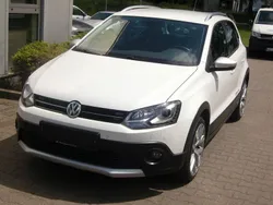 Weiß Gebraucht 2014 VW Polo Cross Kleinwagen | 12.450 € (Etwas zu teuer)