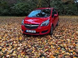 Rot Gebraucht 2014 Opel Meriva Van / Kleinbus | 11.000 € (Teuer)