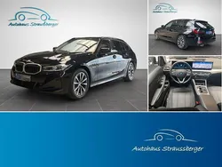 Schwarz Gebraucht 2023 BMW 330e Sport Line Kombi | 31.880 € (Guter Preis)