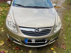Gelb Gebraucht 2008 Opel Corsa Kleinwagen | 2.222 € (Fairer Preis)
