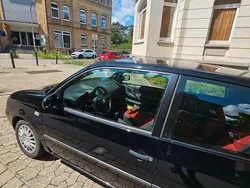 Schwarz Gebraucht 2002 VW Lupo Comfortline Kleinwagen | 750 € (Guter Preis)