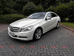 Weiß Gebraucht 2012 Mercedes E220 Coupé | 9.199 € (Fairer Preis)