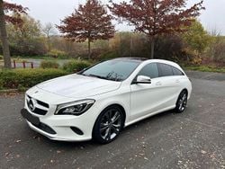 Weiß Gebraucht 2018 Mercedes CLA180 Shooting Brake Urban Kombi | 19.900 € (Fairer Preis)
