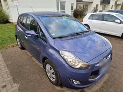 Blau Gebraucht 2011 Hyundai ix20 Comfort Van / Kleinbus | 6.500 €