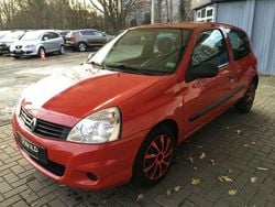 Rot Gebraucht 2012 Renault Clio IV | 1.480 € (Superpreis)