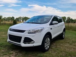 Weiß Gebraucht 2015 Ford Kuga Trend SUV | 12.999 € (Guter Preis)